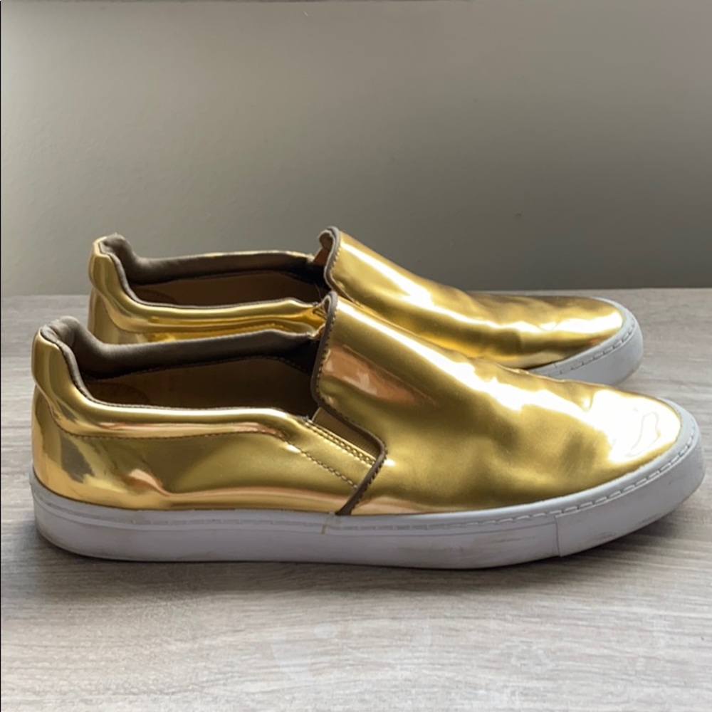 ZARA Man - Gold metallic slip on sneakers